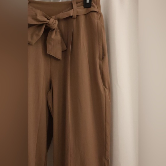 Athleta Cardiff Pant size 10T Rustic Beige - Picture 6 of 7